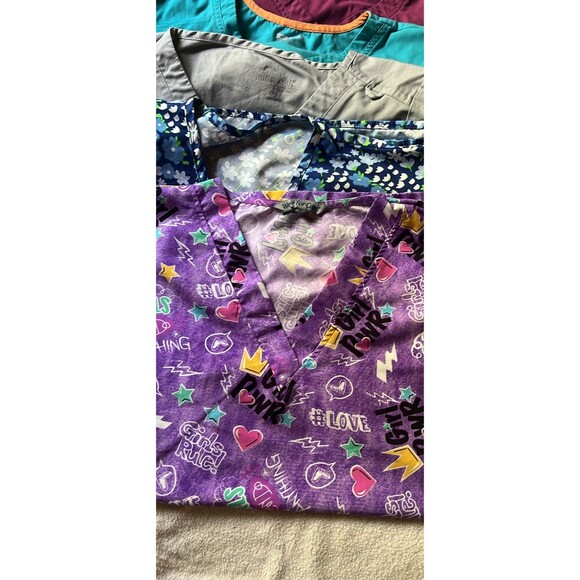 Lot of 6 Women's Scrub Top Medium Girl Power Aztec Floral Solid Short Sleeves - Picture 1 of 11